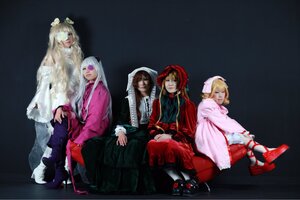 Rating: Safe Score: 0 Tags: 4girls blonde_hair boots brown_hair cloak dress hood hooded_cloak long_hair looking_at_viewer multiple_cosplay multiple_girls sitting standing tagme white_hair User: admin