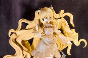 Rating: Safe Score: 0 Tags: 1girl blonde_hair doll dress eyepatch flower hair_ornament kirakishou long_hair see-through solo very_long_hair yellow_eyes User: admin