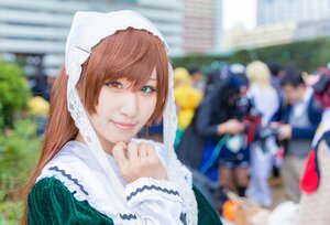 Rating: Safe Score: 0 Tags: 3d apron blurry blurry_background blurry_foreground brown_hair depth_of_field dress figure hat long_hair looking_at_viewer motion_blur multiple_girls outdoors photo red_eyes smile solo solo_focus suiseiseki white_apron User: admin