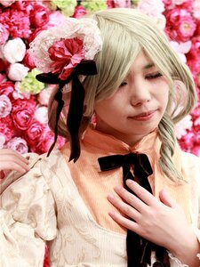 Rating: Safe Score: 0 Tags: 1girl blonde_hair blurry closed_eyes eyelashes flower kanaria lips realistic red_flower red_rose rose smile solo User: admin