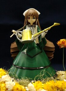Rating: Safe Score: 0 Tags: 1girl brown_hair doll dress fire flower green_dress head_scarf heterochromia long_hair long_sleeves looking_at_viewer red_eyes solo suiseiseki sunflower very_long_hair watering_can yellow_flower User: admin