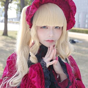 Rating: Safe Score: 0 Tags: 1girl bangs blonde_hair blue_eyes blurry blurry_background building closed_mouth depth_of_field eyelashes hat lips long_hair long_sleeves looking_at_viewer nail_polish outdoors shinku solo upper_body User: admin