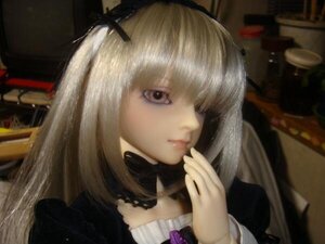 Rating: Safe Score: 0 Tags: 1girl bangs black_ribbon bookshelf choker closed_mouth doll dress indoors lips long_hair ribbon solo suigintou User: admin