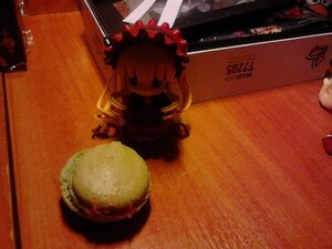 Rating: Safe Score: 0 Tags: 1girl blonde_hair doll flandre_scarlet hat photo shinku solo User: admin