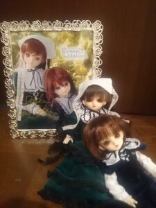 Rating: Safe Score: 0 Tags: bangs brown_eyes brown_hair doll dress hat head_scarf heterochromia long_sleeves looking_at_viewer multiple_dolls multiple_girls short_hair siblings sisters souseiseki suiseiseki tagme twins User: admin