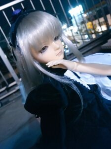 Rating: Safe Score: 0 Tags: 1girl blurry blurry_background closed_mouth depth_of_field doll dress frills lips long_hair long_sleeves looking_at_viewer puffy_sleeves silver_hair solo suigintou upper_body User: admin