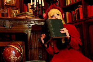 Rating: Safe Score: 0 Tags: 1girl blonde_hair book bookshelf dress flower long_sleeves red_dress rose shinku solo User: admin