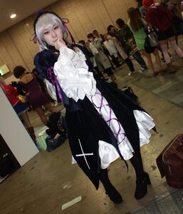 Rating: Safe Score: 0 Tags: 6+boys 6+girls dress hairband long_sleeves multiple_boys multiple_girls silver_hair solo standing suigintou User: admin