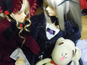 Rating: Safe Score: 0 Tags: 2girls blonde_hair closed_eyes doll dress flower frills hat long_hair multiple_dolls multiple_girls red_flower red_rose rose shinku suigintou tagme User: admin