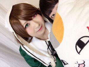 Rating: Safe Score: 0 Tags: 1girl animal bangs bird brown_hair closed_mouth green_eyes heterochromia lace lips looking_at_viewer red_eyes smile solo suiseiseki User: admin