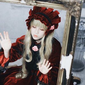 Rating: Safe Score: 0 Tags: 1girl blonde_hair blurry blurry_background blurry_foreground bonnet building closed_eyes depth_of_field dress flower long_hair long_sleeves photo rose shinku solo User: admin