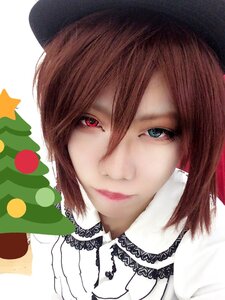 Rating: Safe Score: 0 Tags: 1girl blue_eyes brown_hair closed_mouth hair_between_eyes hat heterochromia jewelry lips looking_at_viewer necklace portrait red_eyes short_hair solo souseiseki star_(symbol) striped User: admin