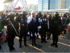 Rating: Safe Score: 0 Tags: 6+boys black_hair blonde_hair boots chain-link_fence coat fence long_hair multiple_boys multiple_girls skirt solo suigintou tile_floor tiles weapon User: admin