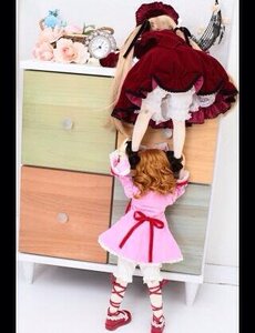 Rating: Safe Score: 0 Tags: blonde_hair doll dress gloves hat letterboxed multiple_dolls multiple_girls pink_dress ribbon short_hair tagme usami_renko User: admin