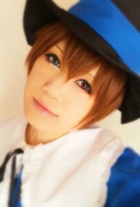 Rating: Safe Score: 0 Tags: 1girl bangs blurry blurry_background blurry_foreground closed_mouth depth_of_field green_eyes hair_between_eyes hat heterochromia lips looking_at_viewer photo scarf short_hair smile solo souseiseki User: admin