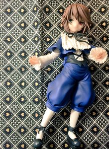 Rating: Safe Score: 0 Tags: 1girl brown_hair chain-link_fence doll fence frills green_eyes heterochromia honeycomb_(pattern) honeycomb_background long_sleeves looking_at_viewer petals red_eyes ribbon short_hair solo souseiseki User: admin