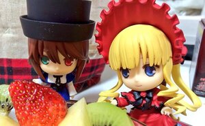 Rating: Safe Score: 0 Tags: 2girls 3girls blonde_hair blue_eyes bonnet bow brown_hair doll dress food frills hat heterochromia long_hair long_sleeves looking_at_viewer multiple_dolls multiple_girls red_dress red_eyes shinku souseiseki tagme umbrella User: admin