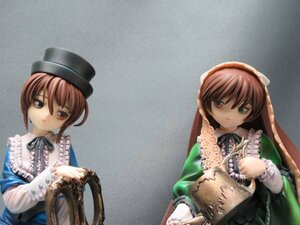 Rating: Safe Score: 0 Tags: 2girls black_ribbon brown_hair doll dress frills green_dress green_eyes hat heterochromia long_hair long_sleeves looking_at_viewer multiple_dolls multiple_girls red_eyes ribbon short_hair siblings sisters souseiseki suiseiseki tagme twins watering_can User: admin