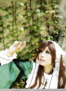 Rating: Safe Score: 0 Tags: 1girl brown_eyes brown_hair lips long_hair long_sleeves solo suiseiseki watermark User: admin