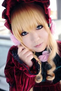 Rating: Safe Score: 0 Tags: 1girl auto_tagged blonde_hair blue_eyes blurry blurry_background depth_of_field lips long_hair looking_at_viewer shinku smile solo User: admin