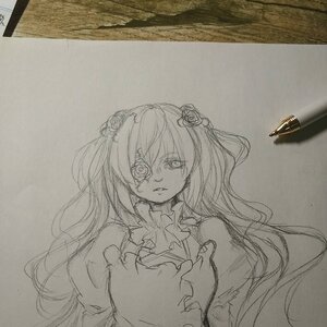 Rating: Safe Score: 0 Tags: 1girl flower graphite_(medium) greyscale hair_ornament image kirakishou long_hair looking_at_viewer monochrome photo solo traditional_media upper_body User: admin
