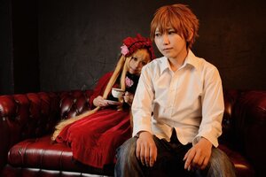Rating: Safe Score: 0 Tags: 1boy 1girl blonde_hair brother_and_sister dress flower hair_ornament long_hair long_sleeves rose shinku siblings sitting solo User: admin