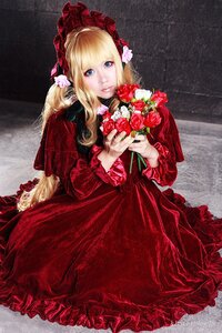 Rating: Safe Score: 0 Tags: 1girl bangs blonde_hair blue_eyes bonnet bouquet dress flower frills holding lips lolita_fashion long_hair looking_at_viewer red_dress rose shinku solo User: admin