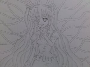 Rating: Safe Score: 0 Tags: 1girl bow dress evil_smile flower frills greyscale hair_ornament image kirakishou lineart long_hair monochrome smile solo traditional_media very_long_hair User: admin