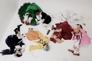 Rating: Safe Score: 0 Tags: black_hair blonde_hair blue_hair brown_hair dress flower high_heels long_hair multiple_boys multiple_cosplay multiple_girls short_hair tagme User: admin