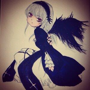 Rating: Safe Score: 0 Tags: 1girl black_dress black_wings dress frills hairband image long_hair long_sleeves looking_at_viewer looking_back puffy_sleeves sitting solo suigintou wings User: admin