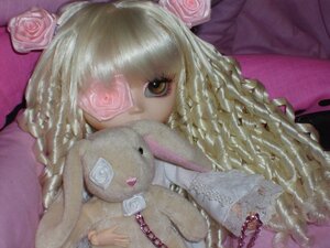 Rating: Safe Score: 0 Tags: 1girl blonde_hair chain cuffs doll eyepatch flower kirakishou long_hair pink_flower pink_rose red_rose rose solo stuffed_animal stuffed_bunny teddy_bear white_rose User: admin