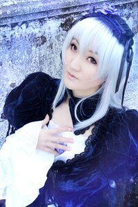 Rating: Safe Score: 0 Tags: 1girl black_dress breasts choker closed_mouth dress gothic_lolita lace lips long_hair long_sleeves looking_at_viewer puffy_sleeves snowflakes solo suigintou upper_body User: admin