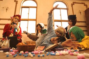 Rating: Safe Score: 0 Tags: 91076 blonde_hair cake closed_eyes dress food green_hair hat indoors multiple_boys multiple_cosplay multiple_girls tagme window User: admin