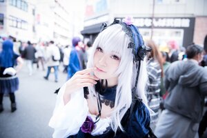Rating: Safe Score: 0 Tags: 3d blurry blurry_background blurry_foreground depth_of_field dress figure flower frills hairband long_hair looking_at_viewer multiple_girls photo red_eyes solo solo_focus suigintou User: admin
