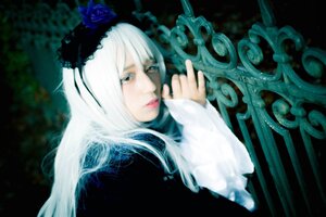 Rating: Safe Score: 0 Tags: 1girl blue_flower blue_rose closed_mouth fingernails flower hair_ornament hairband lips long_hair nail_polish rose solo suigintou upper_body white_hair User: admin