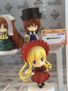 Rating: Safe Score: 0 Tags: 3girls blonde_hair blue_eyes bonnet chibi doll dress heterochromia long_hair long_sleeves looking_at_viewer multiple_dolls multiple_girls rose shinku standing suiseiseki tagme very_long_hair User: admin