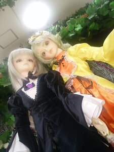 Rating: Safe Score: 0 Tags: 2girls blonde_hair choker doll dress flower frills hair_ornament lips long_hair long_sleeves looking_at_viewer multiple_dolls multiple_girls siblings sisters tagme twins white_hair User: admin