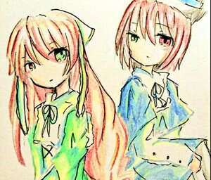 Rating: Safe Score: 0 Tags: 2girls bow expressionless green_eyes hata_no_kokoro heterochromia image long_hair long_sleeves looking_at_viewer multiple_girls pair pink_hair red_eyes shirt short_hair sisters souseiseki suiseiseki traditional_media very_long_hair User: admin