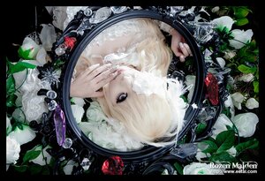 Rating: Safe Score: 0 Tags: 1girl black_border blonde_hair border flower fruit kirakishou leaf letterboxed long_hair solo User: admin
