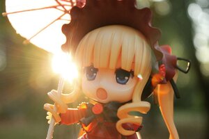 Rating: Safe Score: 0 Tags: 1girl :o bangs blonde_hair blue_eyes bonnet doll dress flower hat long_sleeves open_mouth shinku solo umbrella upper_body User: admin