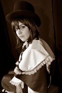 Rating: Safe Score: 0 Tags: 1girl capelet closed_mouth dress gloves hair_between_eyes hat lace pale_skin short_hair solo souseiseki top_hat upper_body User: admin
