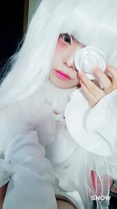 Rating: Safe Score: 0 Tags: 1girl closed_mouth cup kirakishou lips looking_at_viewer solo sweater User: admin