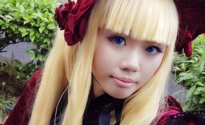 Rating: Safe Score: 0 Tags: 1girl bangs blonde_hair blue_eyes blunt_bangs bow eyelashes face flower hair_flower hair_ornament lips long_hair looking_at_viewer nose plant portrait realistic rose shinku smile solo User: admin