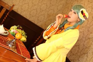 Rating: Safe Score: 0 Tags: 1girl apple braid cherry food fruit green_hair holding_fruit kanaria mandarin_orange orange solo strawberry table twin_braids User: admin