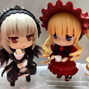 Rating: Safe Score: 0 Tags: 2girls blonde_hair blue_eyes bonnet bow chibi cup doll dress drill_hair flower long_hair long_sleeves looking_at_viewer multiple_dolls multiple_girls red_eyes rose saucer shinku tagme tea teacup wings User: admin