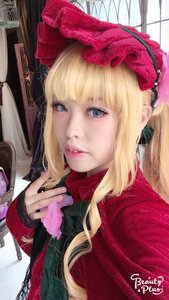 Rating: Safe Score: 0 Tags: 1girl artist_name bangs blonde_hair blue_eyes bow eyelashes gun lips long_hair looking_at_viewer photo portrait realistic shinku signature solo User: admin