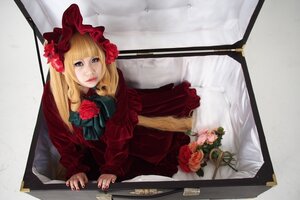 Rating: Safe Score: 0 Tags: 1girl blonde_hair blue_eyes dress flower lips long_hair nail_polish red_dress rose shinku sitting solo User: admin