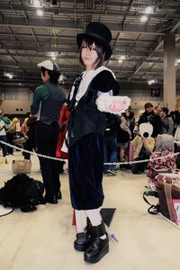 Rating: Safe Score: 0 Tags: black_footwear black_hair hat looking_at_viewer multiple_boys pants shoes solo souseiseki standing User: admin