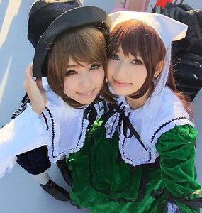 Rating: Safe Score: 0 Tags: 2girls brown_hair dress green_dress hat head_scarf lips looking_at_viewer multiple_cosplay multiple_girls short_hair smile souseiseki suiseiseki tagme User: admin