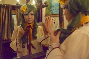 Rating: Safe Score: 0 Tags: flower green_hair hair_flower hair_ornament indoors kanaria long_hair multiple_girls solo window User: admin
